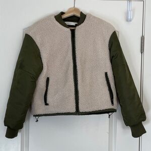 ASTR tegan faux shearling contrast puffer jacket in olive ivory